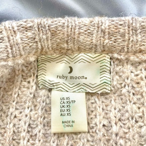 Ruby Moon Frayed Sweater - Picture 2 of 3